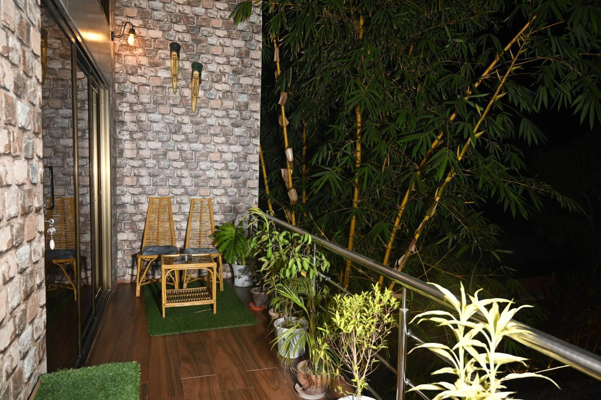 The Cabin By The Bayou Bed & Breakfast Guwahati Ngoại thất bức ảnh