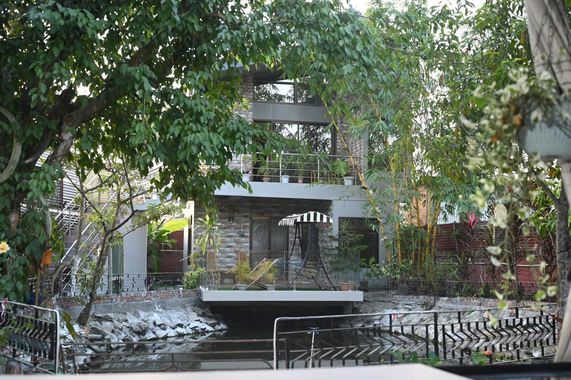 The Cabin By The Bayou Bed & Breakfast Guwahati Ngoại thất bức ảnh